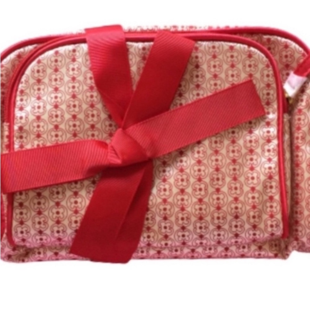 EMMA FOX 2-Piece Cosmetic & Toiletry Bag Set Cherry Red & Cream NWOT Bow-and-Go - Picture 2 of 12